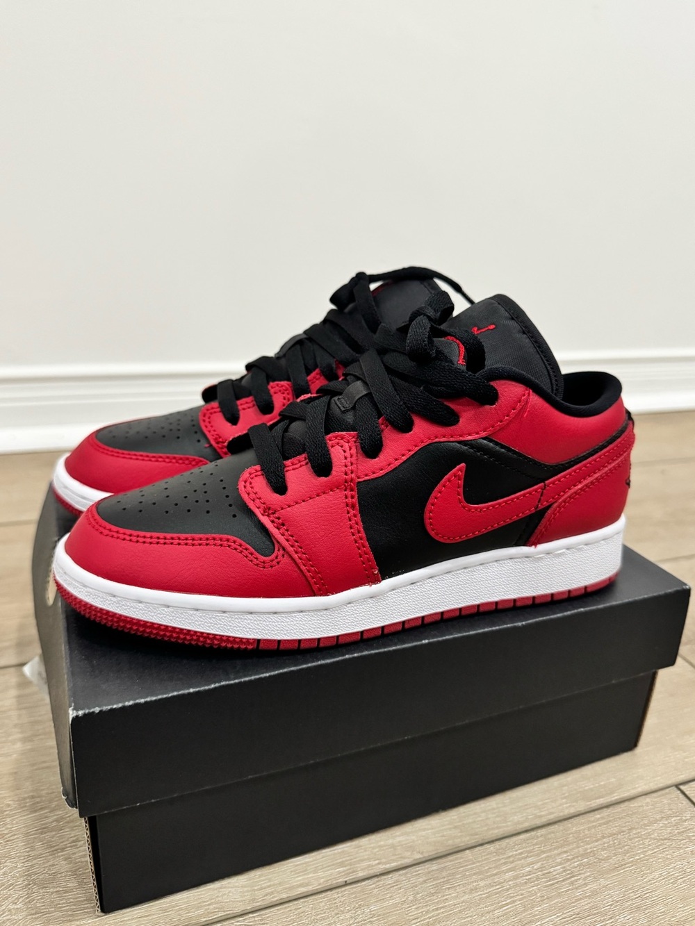 Jordan 1 Low Reverse Bred